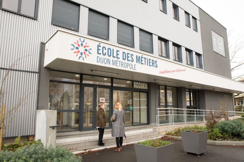 Bâtiment école des métiers